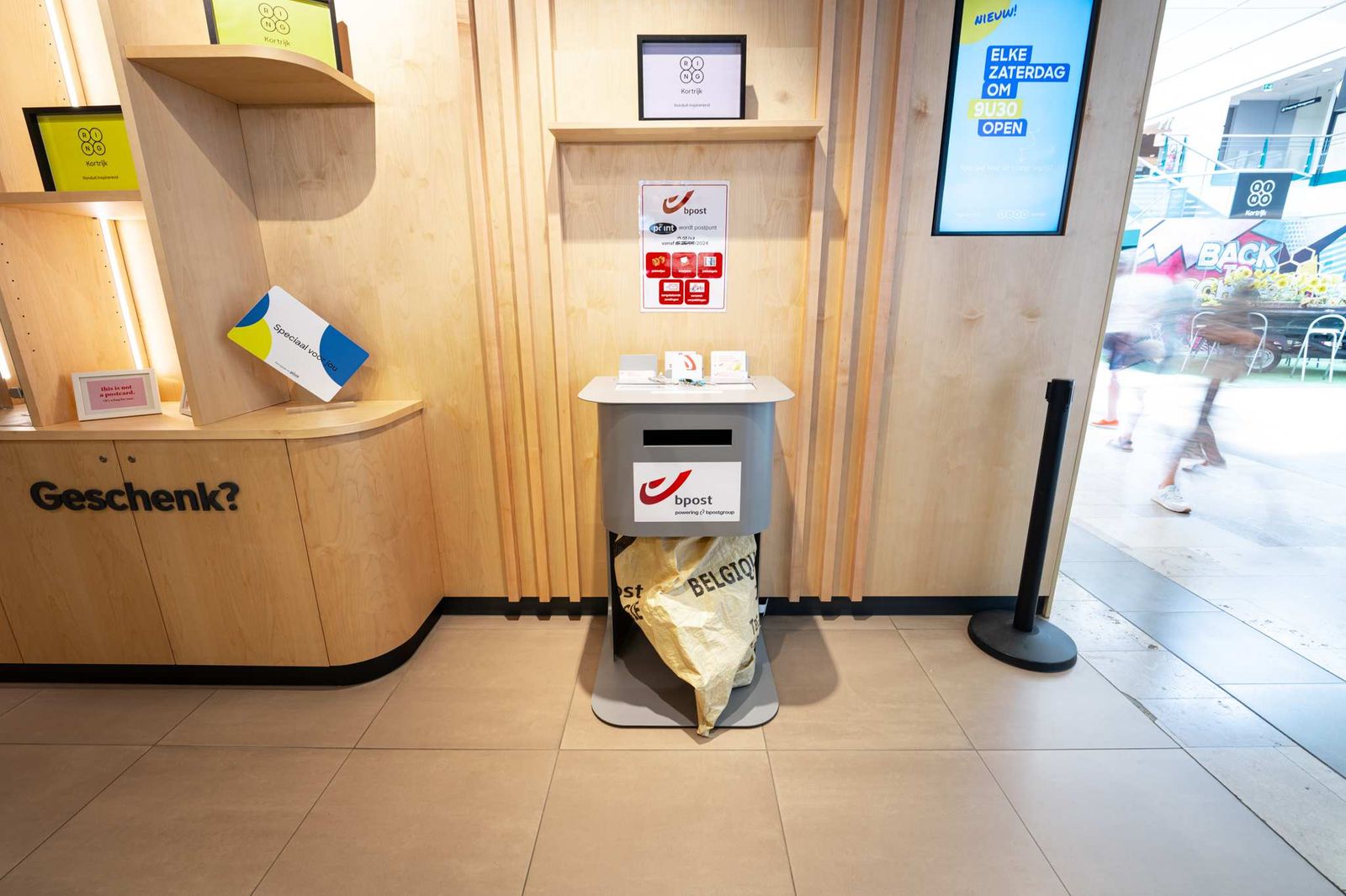 Bpost pakjesautomaat voor uw pakketjes | Ring Kortrijk