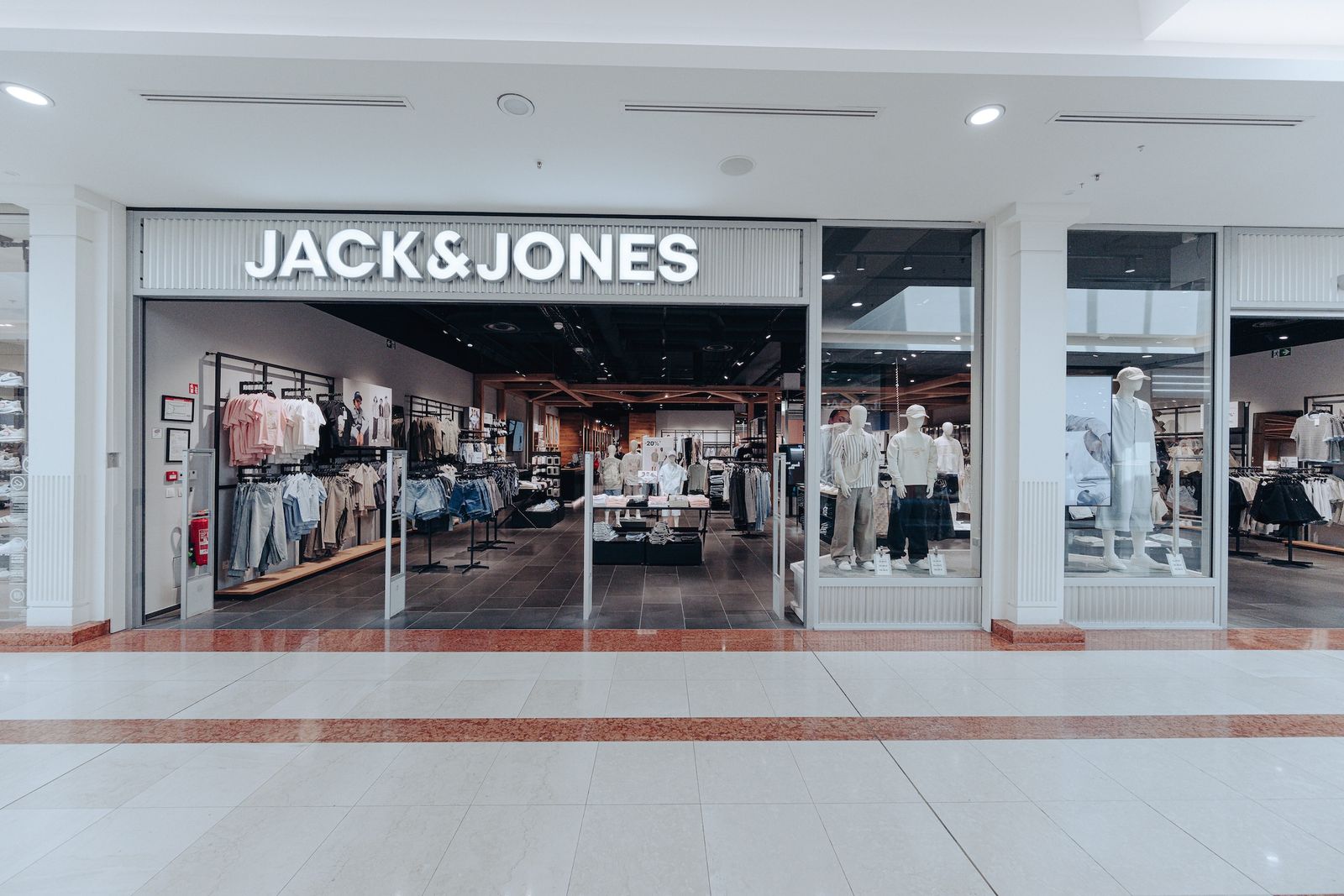 Jack & Jones
